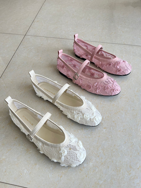 Lacey Pump Shoes